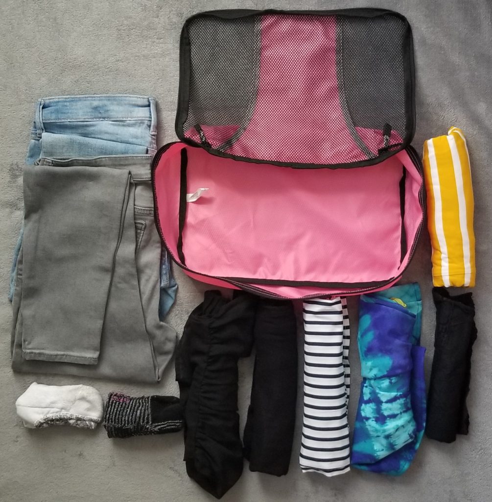 How oto pack more in your suitcase using packing cubes